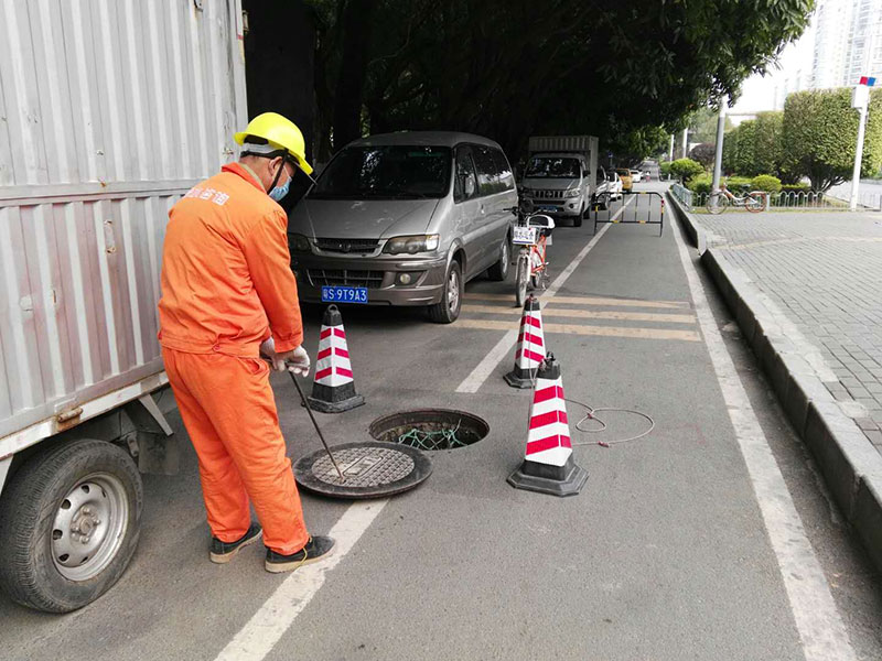 深圳市政水务设施维护抢修团队